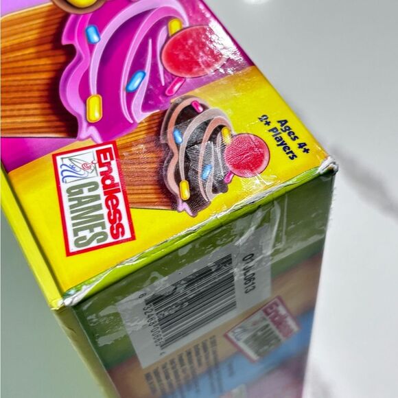 Cupcake Race | Kids Family Board Game Night - Picture 11 of 11